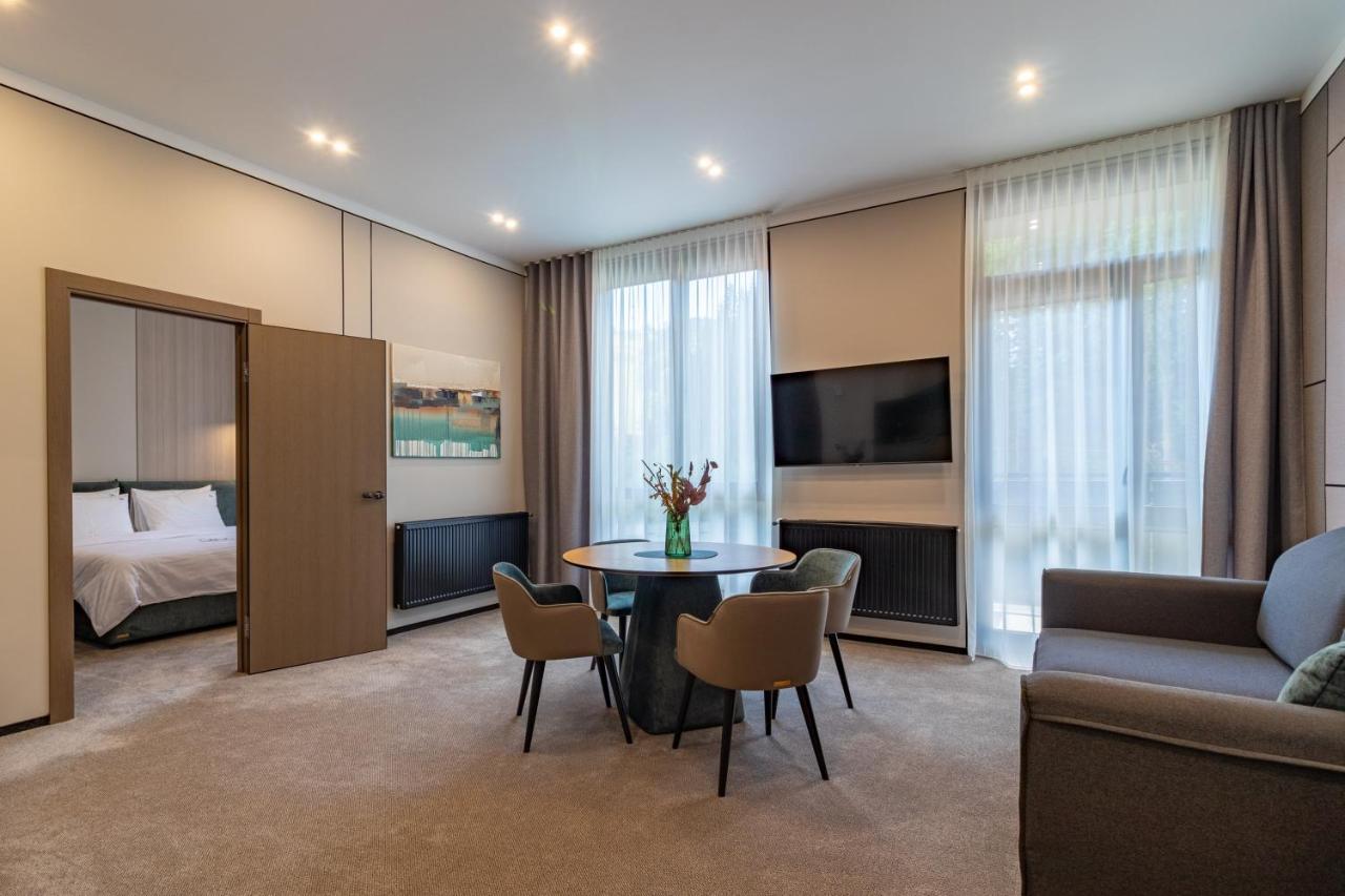 Shelter Apart Hotel Bukovel Ngoại thất bức ảnh